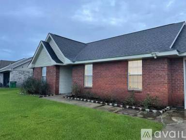 Main picture of 2313 Paula Cir
