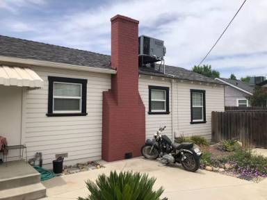 Main picture of 20 Follett St