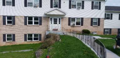 Main picture of 223 Bristol St