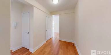Main picture of 142 E 56th St