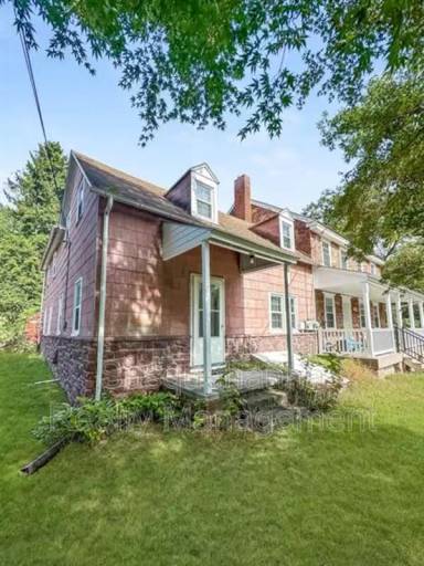 Main picture of 169 Engle Ln
