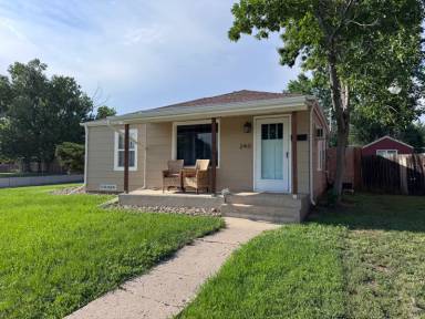 Main picture of 240 Saint Andrew St