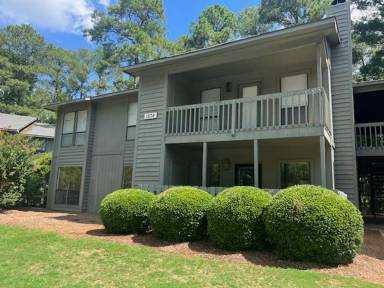Main picture of 1874 Tryon Dr