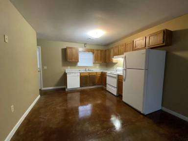 Main picture of 315 Michael St