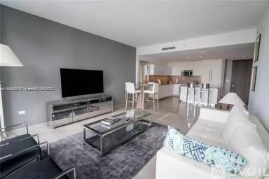 Main picture of Reach at Brickell City Center