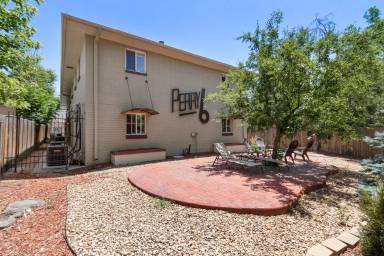 Main picture of 3772 Perry St