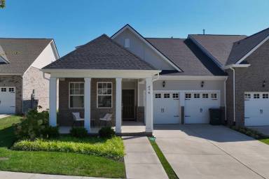Main picture of 476 Golden Meadow Ln