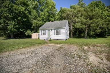 Main picture of 6225 Driftwood Ln