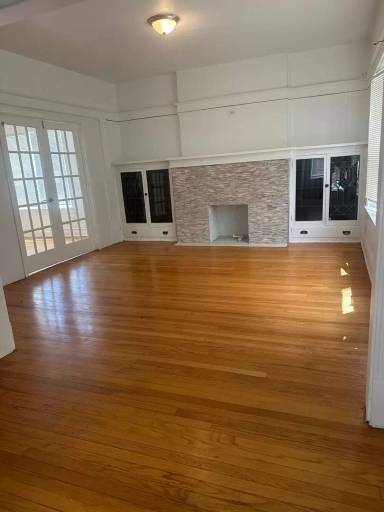 Main picture of 2614 E 78th St