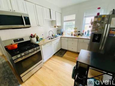 Main picture of 1034 Pleasant St