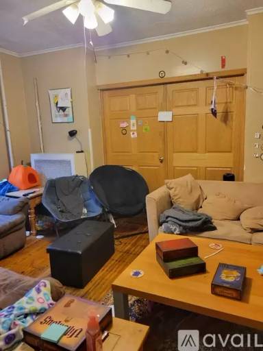 Main picture of 2215 Como Ave