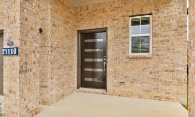 Main picture of 21110 Armstrong County Dr