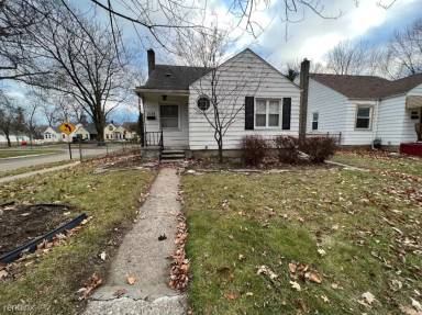 Main picture of 2139 E 8 Mile Rd