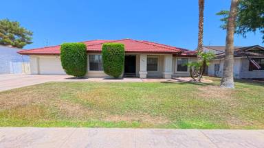Main picture of 3838 E Contessa St