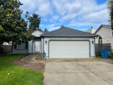 Main picture of 10400 NE 45th Ave