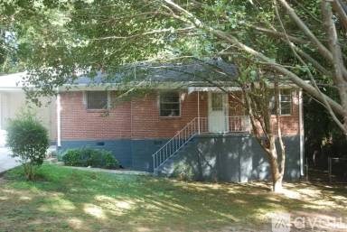 Main picture of 2038 Dellwood Pl
