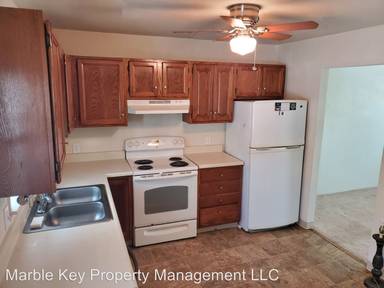 Main picture of 392 Moffett St