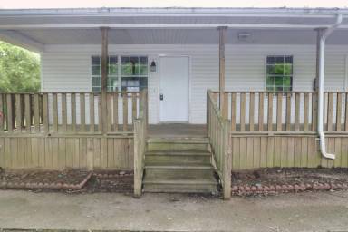 Main picture of 23 Scarbrough Ln