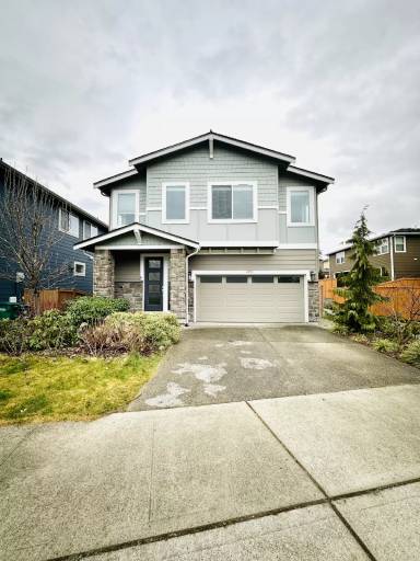Main picture of 4913 232nd Ave SE