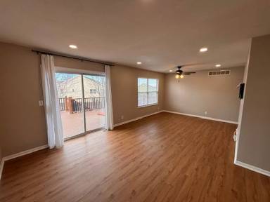 Main picture of 813 Davis Dr