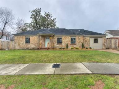 Main picture of 2608 NW 37th St