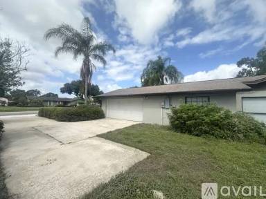 Main picture of 107 Maplewood Dr