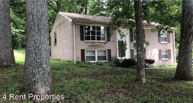 Main picture of 202 Robin Hood Dr