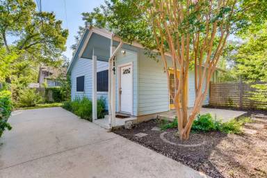 Main picture of 714 Harris Ave