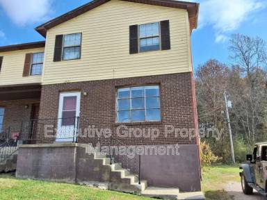 Main picture of 1221 Clear Ridge Ln