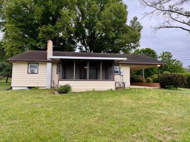 Main picture of 8861 Pats Ln