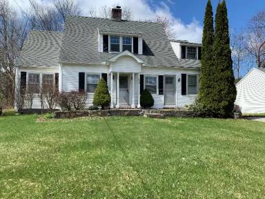 Main picture of 330 S Main St