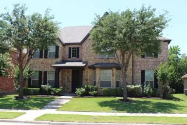 Main picture of 9863 Planters Row Dr