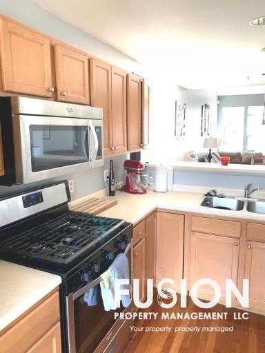 Main picture of 49 Stonington Cir