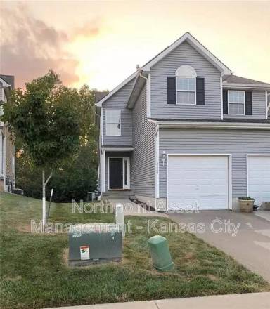 Main picture of 2214 SW Rambling Vine Rd