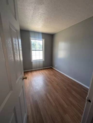 Main picture of 14 N Ritchie Ave