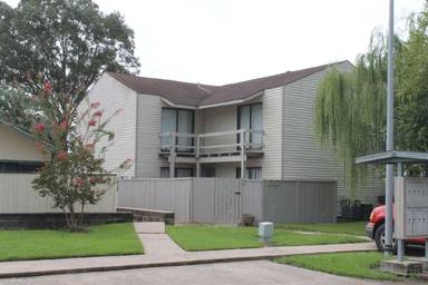Main picture of 1717 Fox Run Dr