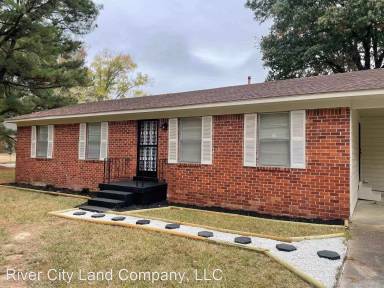 Main picture of 5052 Dianne Dr