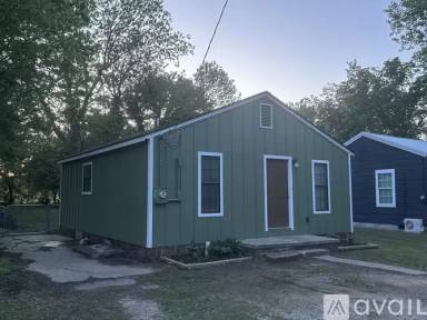 Main picture of 116 N Coal St