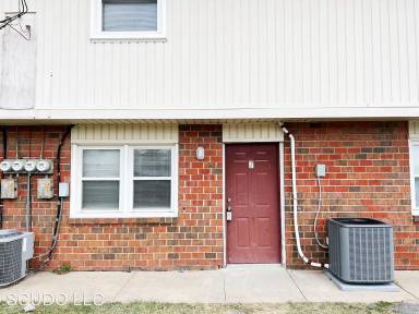 Main picture of 13428 Spring St
