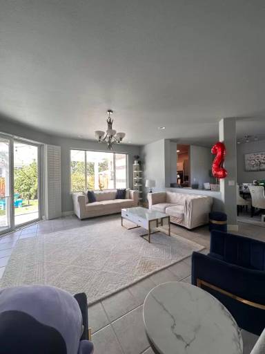 Main picture of 2480 Taylor Way