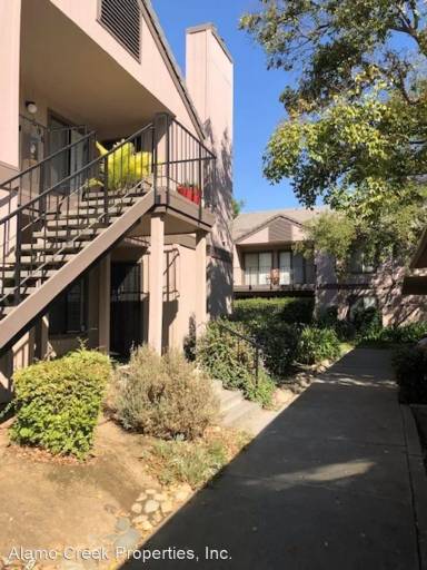 Main picture of Walnut Glen Condos