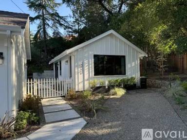 Main picture of 1555 Litina Dr