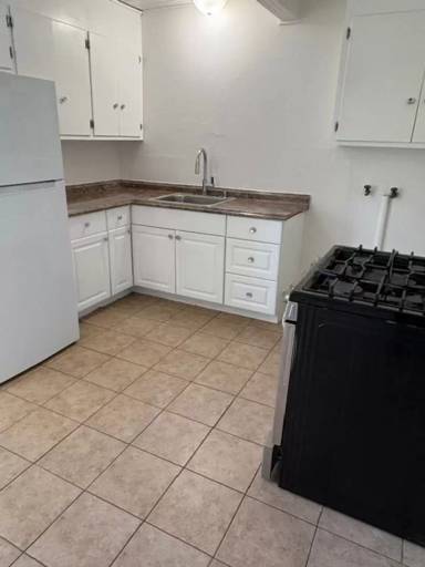 Main picture of 924 Palou St