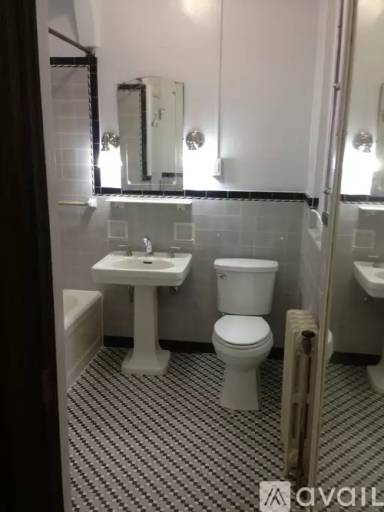 Main picture of 211 Main St