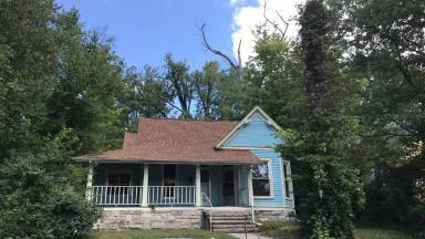 Main picture of 307 E Cottage Grove Ave