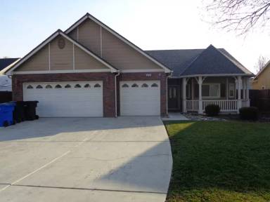 Main picture of 2275 Pleasant Ct