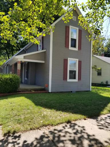 Main picture of 1113 W Maple St