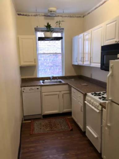 Main picture of 1315 Park Rd NW