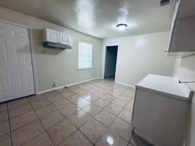 Main picture of 517 Davidson Dr