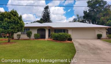 Main picture of 484 E Shade Dr